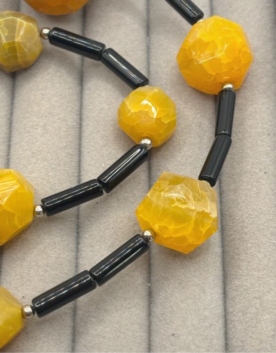 Naszyjnik żółty szafir i onyks 0900