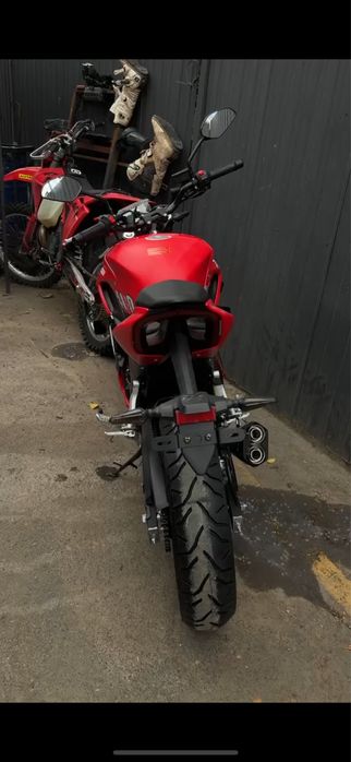 Мотоцикл RIDER Dukati V4 400 Інжектор, Рідина, 2циліндри