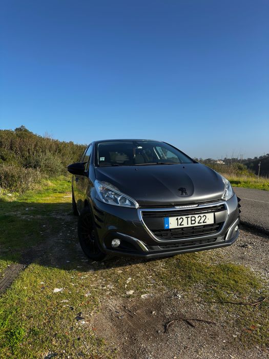 Peugeot 208 PureTech 1.2 Gasolina