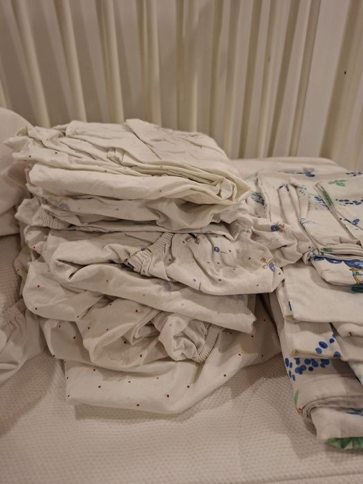 Lençóis, resguardos e edredão cama criança 60x120