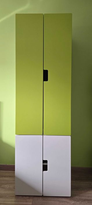 Roupeiro de quatro portas