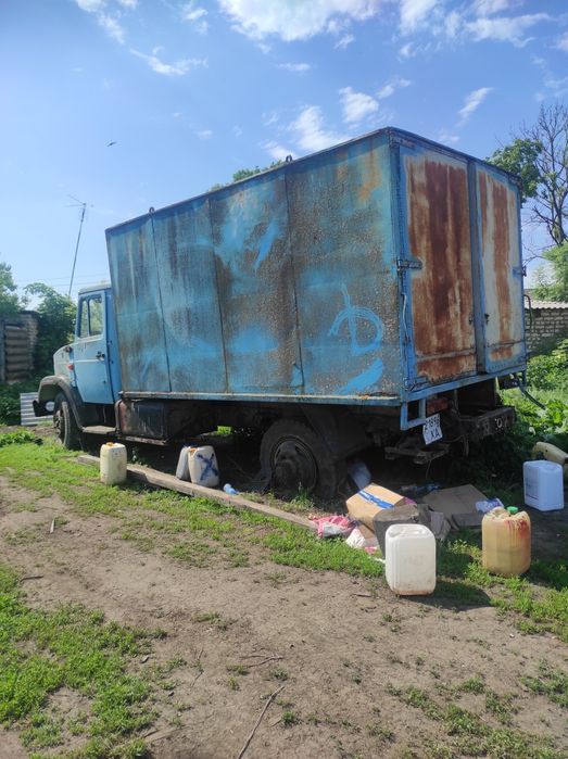 Продам на запчасти.