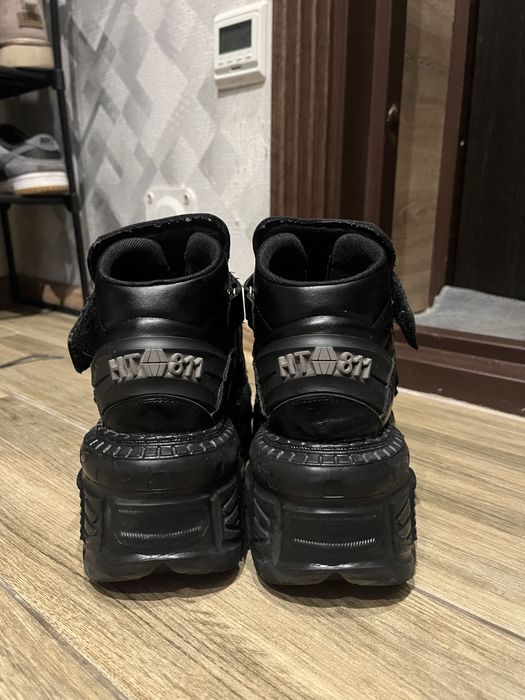 Нью роки кросівки