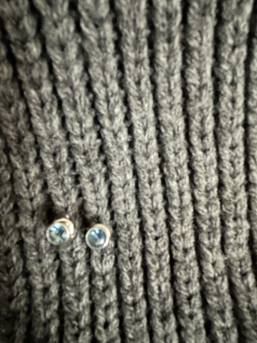 Серьги-гвоздики гипоаллергенные