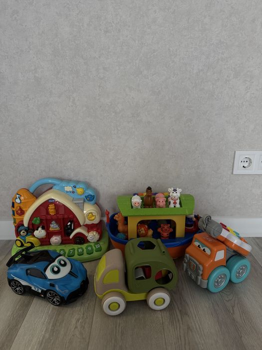 Ферма Chicco, ковчег Kiddi Smart, сортер Chicco, BB Junior Bugatti