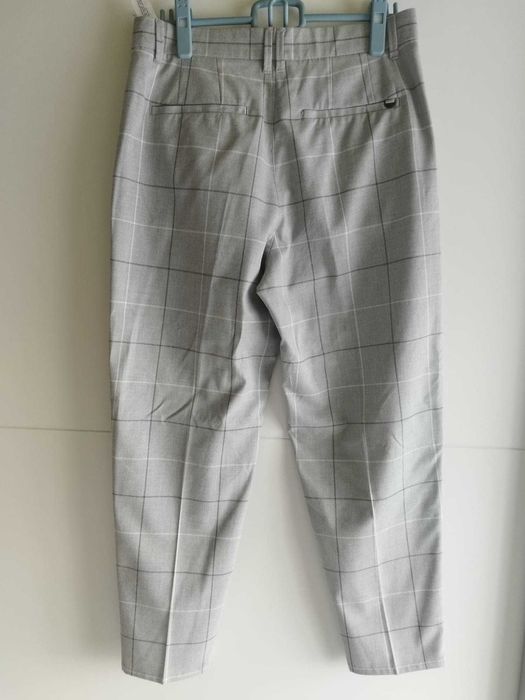 Męskie spodnie eleganckie loose popiel w kratę