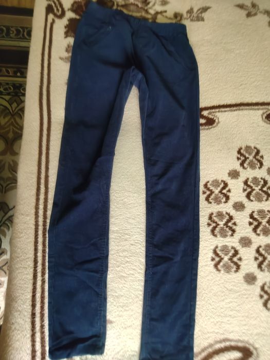 Sztruksy damskie nowe 42