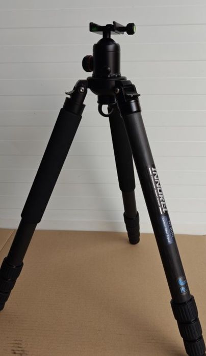 Statyw fotograficzny carbonowy