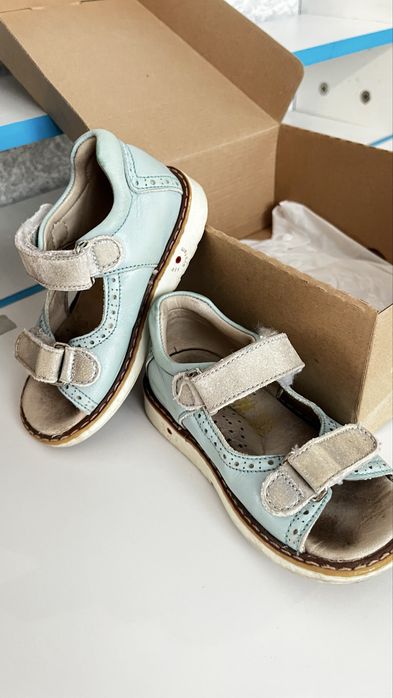 Босоніжки ортопедичні 23розмір 14см