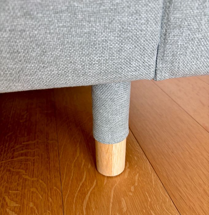 Sofá 3 lugares e Repousa-pés (Sofa & Ottoman)