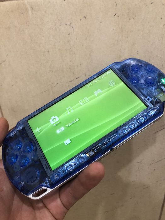Psp sony 3008, 10/10 + комлект