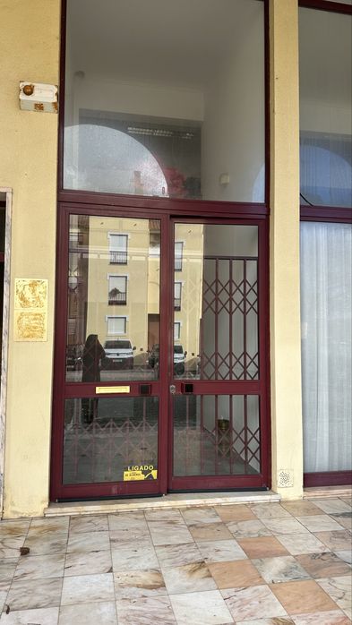 Aluga-se atelier Caxias