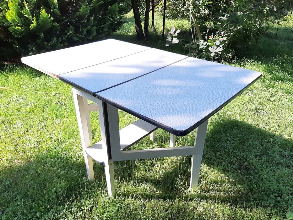 Stolik rozkładany typ 1454 PRL