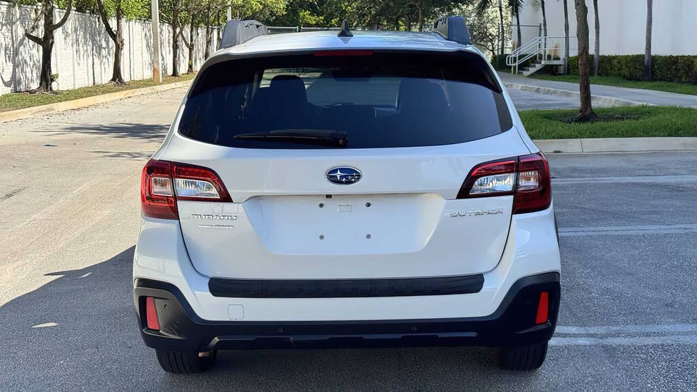 Subaru Outback      2018