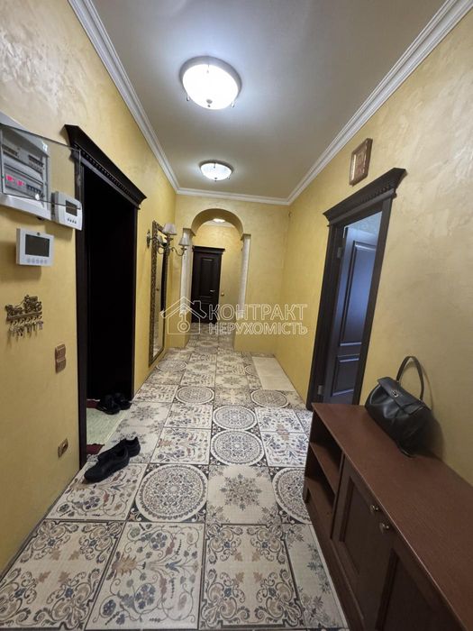 Сдається в оренду  2-кім кв 85 кВ.