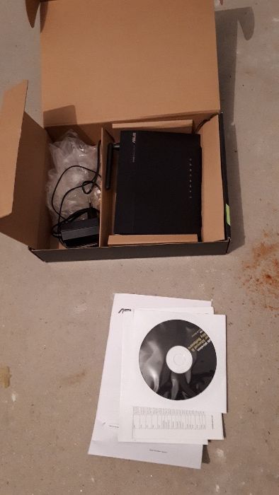 Router wi fi Ausu