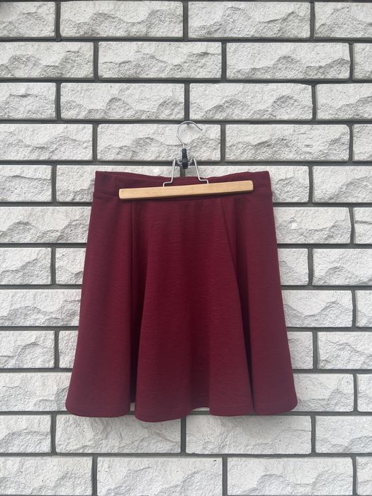 Spódniczka bordowa na gumce rozm. S New Yorker