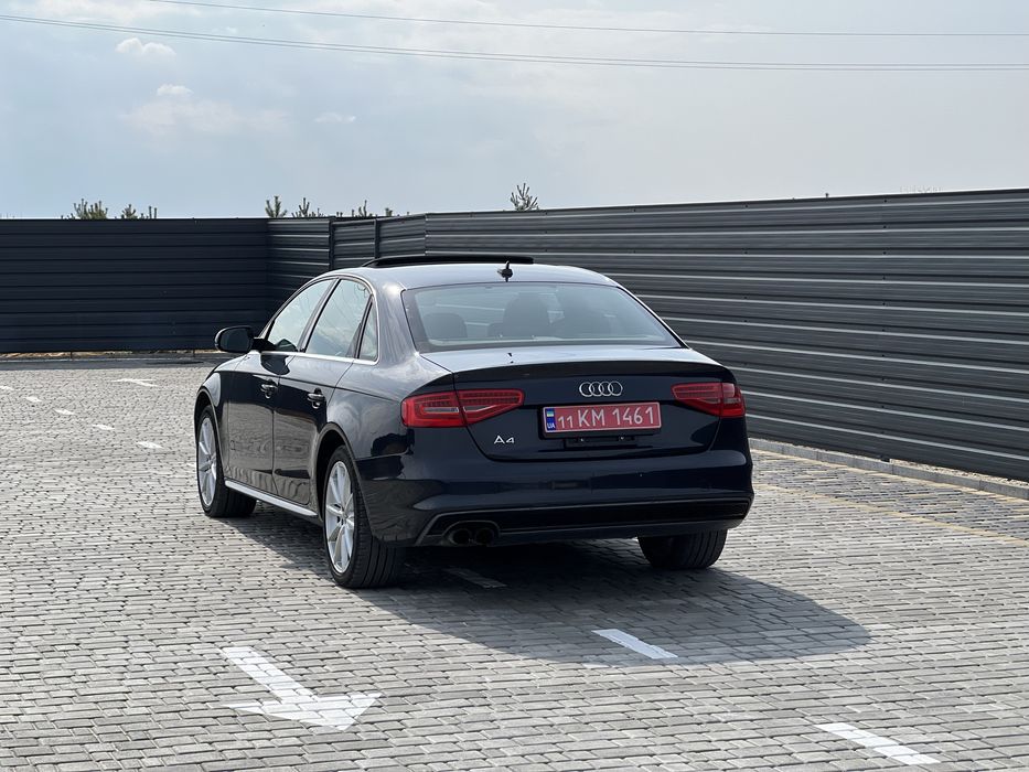 Продам Ауді а4б8 2.0 бензин 2015 р