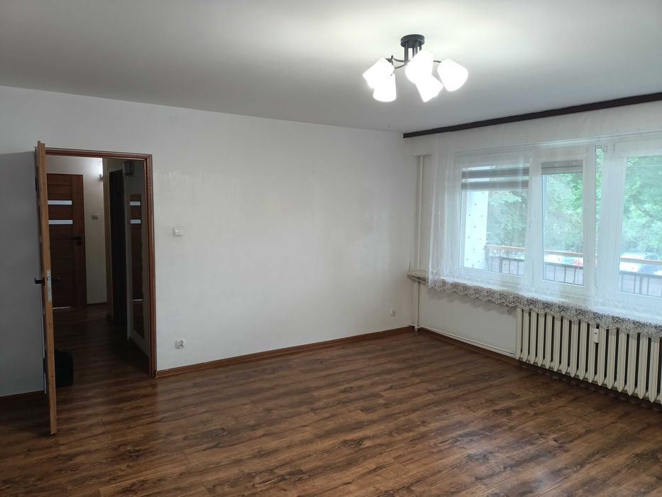 Wynajmę  mieszkanie  3-pokojowe  61 m²  Przemyśl  Kazanów - Widok 3