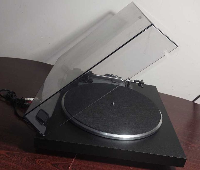 Програвач вінілу Dual CS 415-2 +Ortofon OM 10