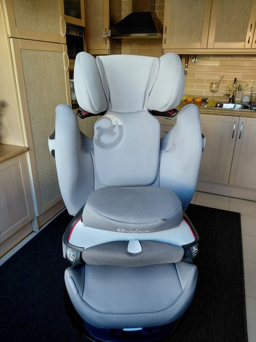 Cadeira de bebê para carro - com isofix