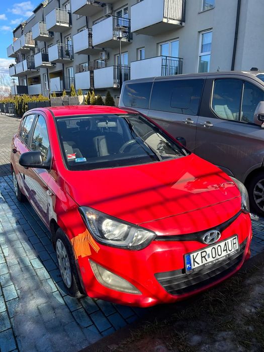 Hyundai i20 Hyundai i20 benzyna l 2012 l 129 tyś l Jeżdżący l Kraków