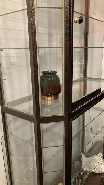 Witryna  metal szkło