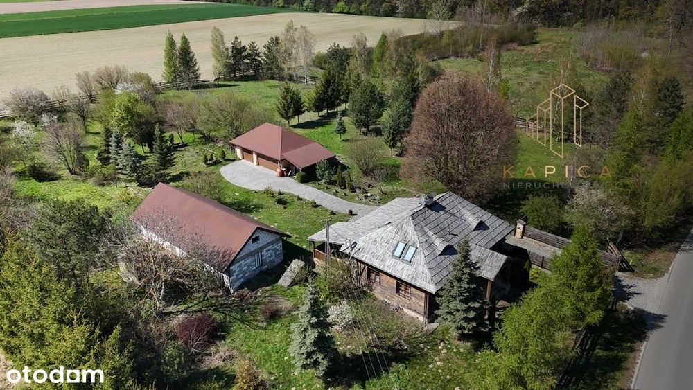Urokliwy dom w stylu dworkowym 136m² działka 2,4h