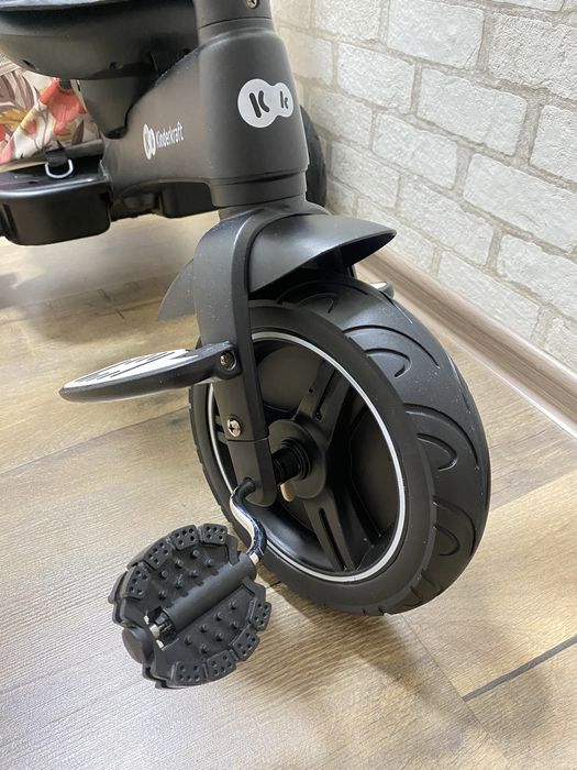 Триколісний велосипед Kinderkraft EasyTwist