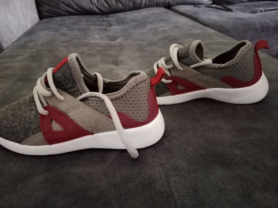 Nowe buty chłopięce
