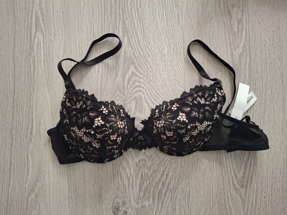 Новый кружевной бюстгальтер Ann Summers