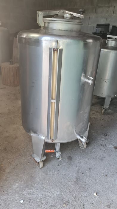 2 Cubas inox 250 litros