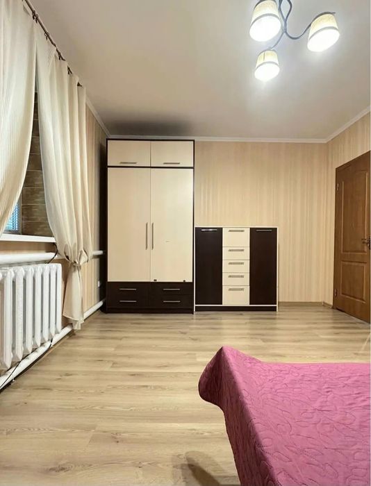 Продам гарний будинок 70км від м.Києва