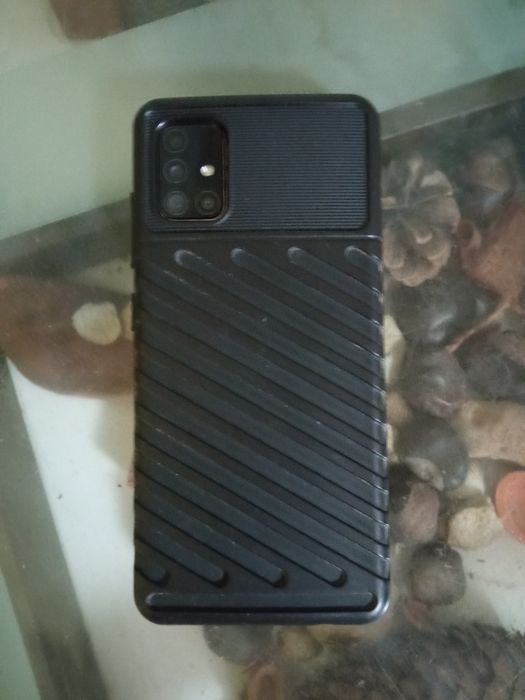 Продам Samsung galaxy A51