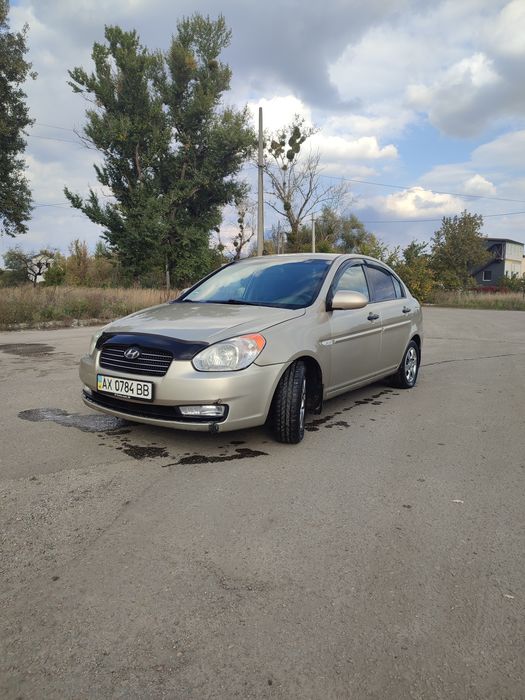 продам Hyundai Accent
