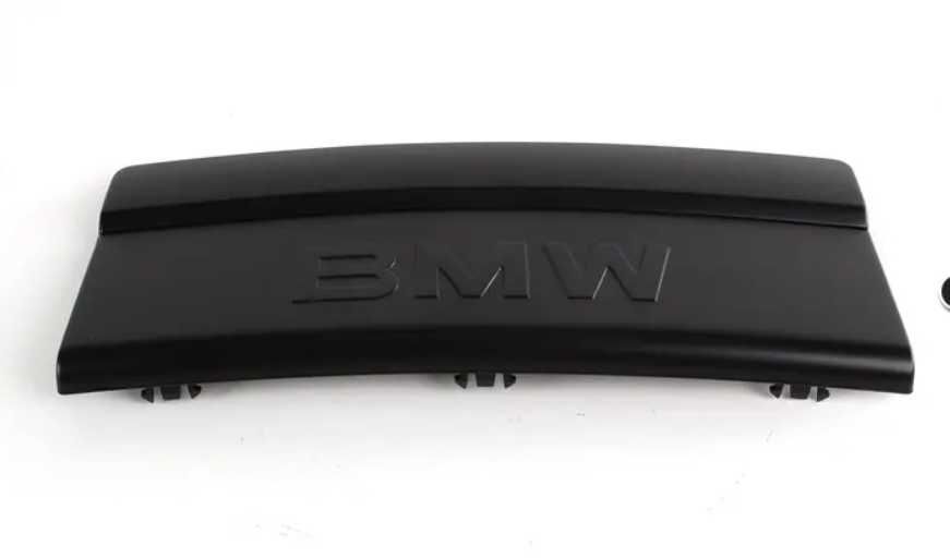 Новая редкая запчасть Е34 БМВ накладка бамера переднего номера USA E34