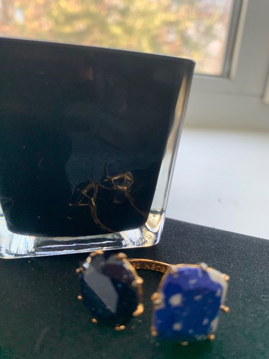 Les Néréides, кільце

Les Néréides, два кольца