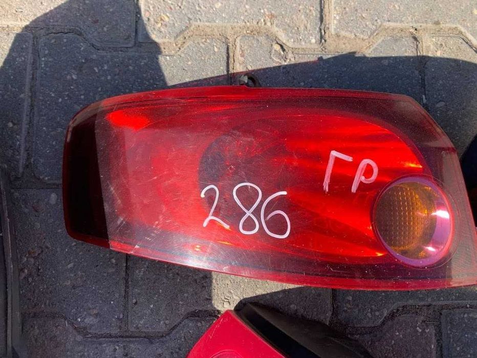Стоп ліхтар задній Citroen C4 Fiat Doblo Croma Nissan Almera N16