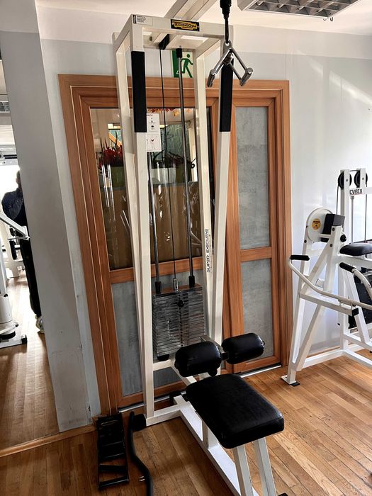 Wyposażenie siłowni komplet: Cybex, HES, TechnoGym, hantle 634 kg