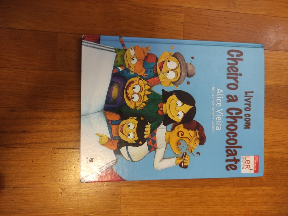 Livro com Cheiro a Chocolate