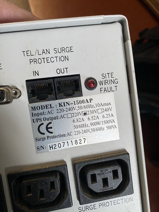 ДБЖ  Powercom kin 1500 (900w) 24 в