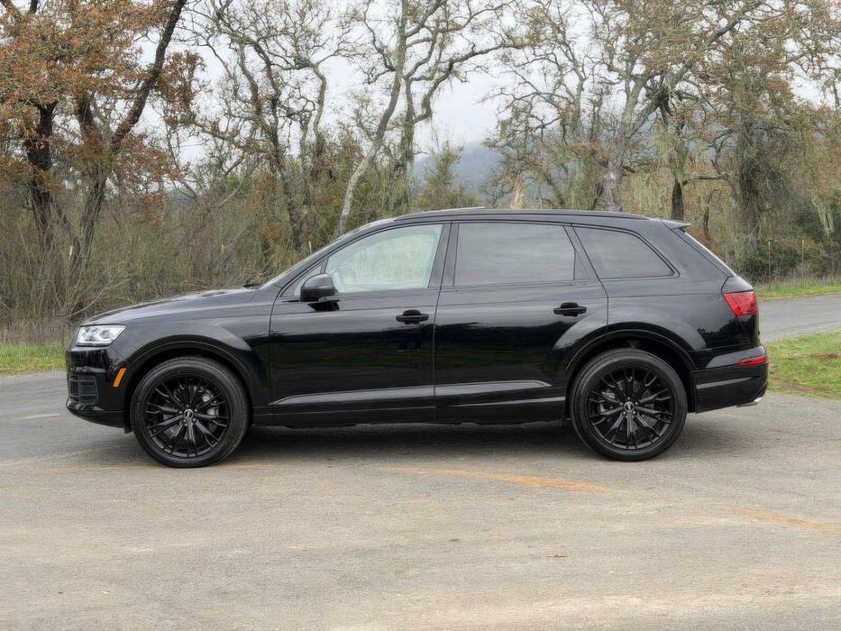 Audi Q7      2019