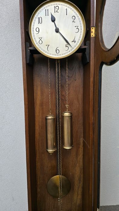 Oryginalny zegar stojacy Hearvina