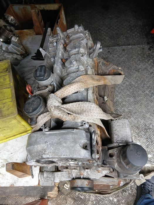 Двигун 2.7  OM 613 Mercedes