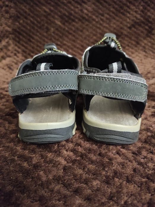 Босоніжки підліткові