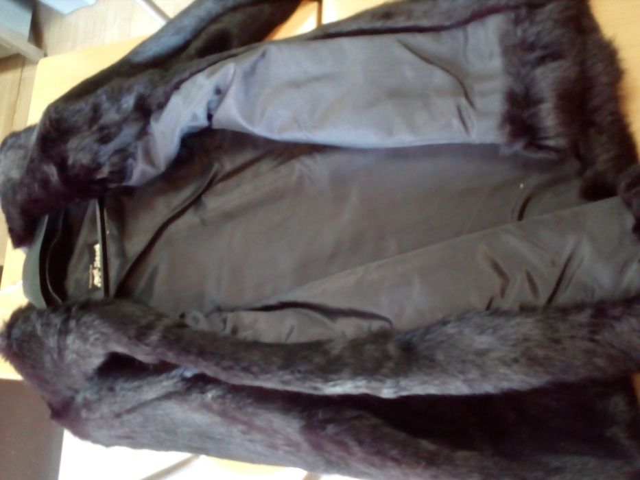 Vendo casaco de Pele Sintética em estado novo