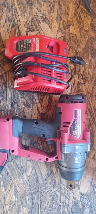 klucz udarowy Milwaukee m18 onefhiwf1 Aku 12 ah