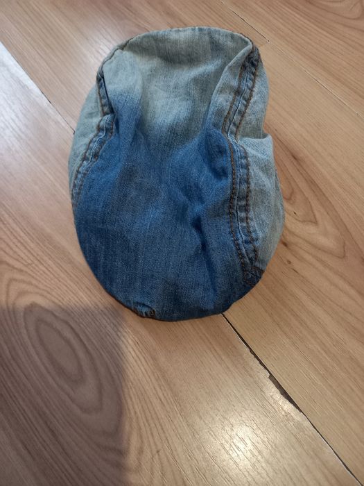 Sprzrdam czapkę dla chłopca