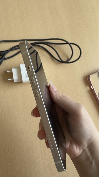 iPhone 13 128GB  Starlight