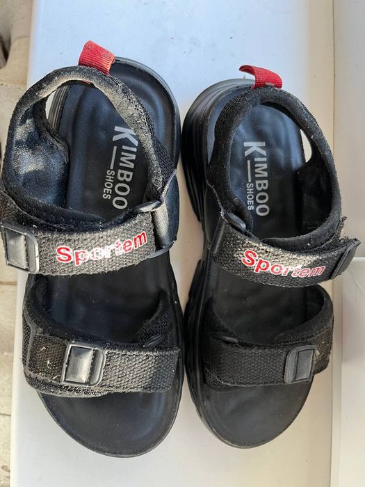 Босоніжки для підлітка